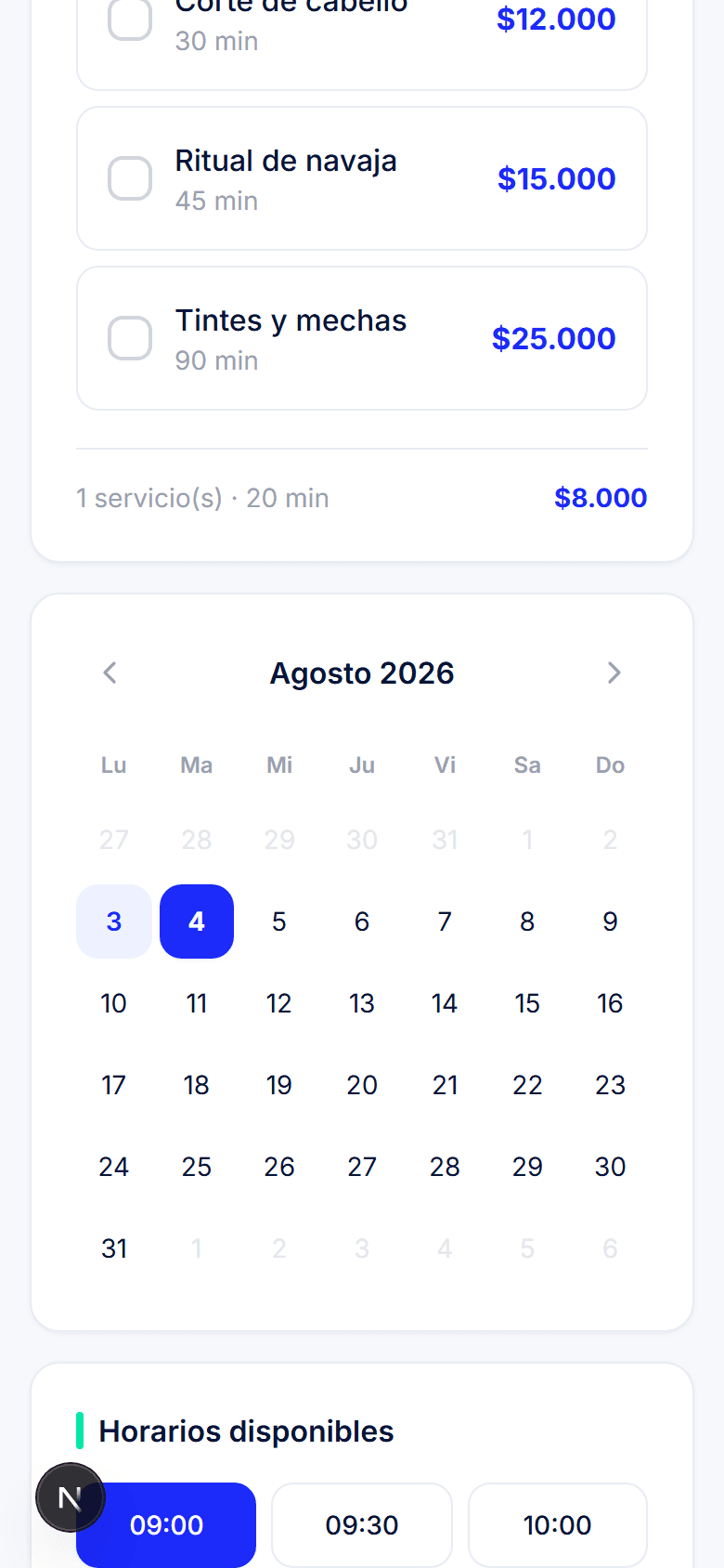 El cliente elige servicio, día y horario disponible